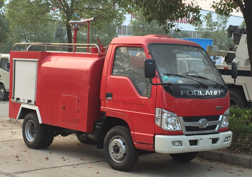 時(shí)代中馳消防灑水車